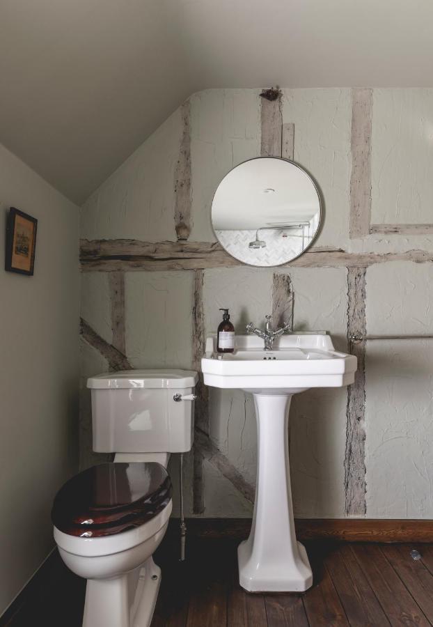Cosy Cottage With Beautiful Garden, Hottub & Sauna Marden  Exteriör bild