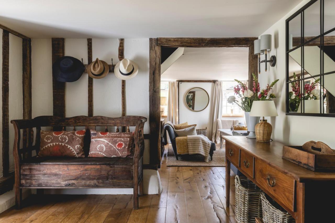 Cosy Cottage With Beautiful Garden, Hottub & Sauna Marden  Exteriör bild